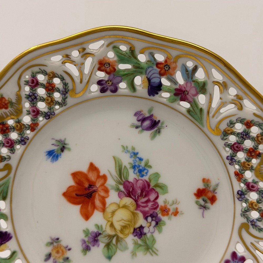Vintage Schumann Arzberg Germany Chateau Dresden Flowers 6" Reticulated Plate - Picture 4 of 12